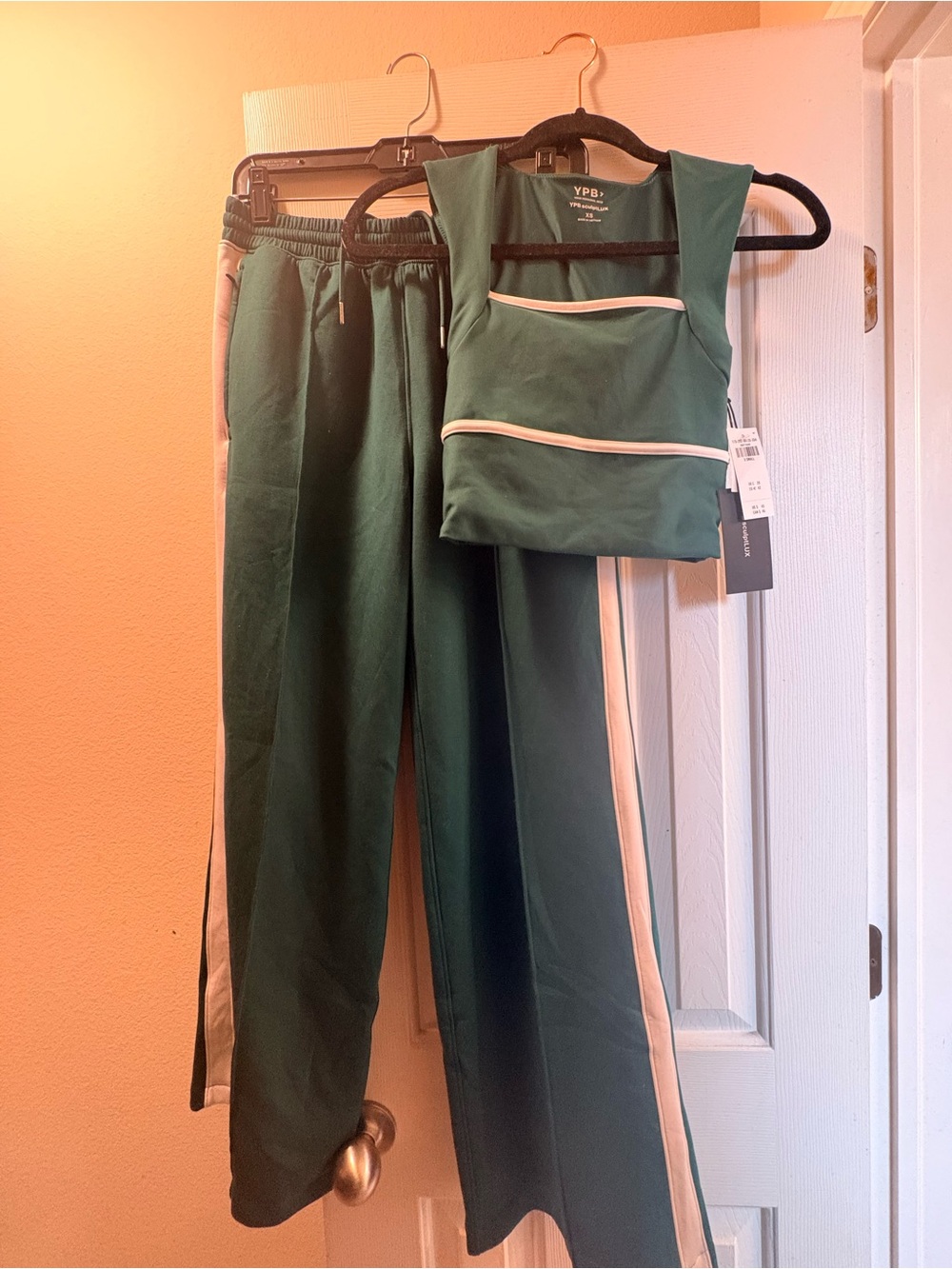 Abercrombie & Fitch Forest Green Women's Track Pants & Crop Top Set